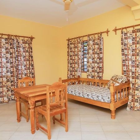 Villa Diamond Luxury House à Watamu Extérieur photo