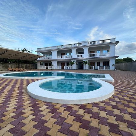 Villa Diamond Luxury House à Watamu Extérieur photo