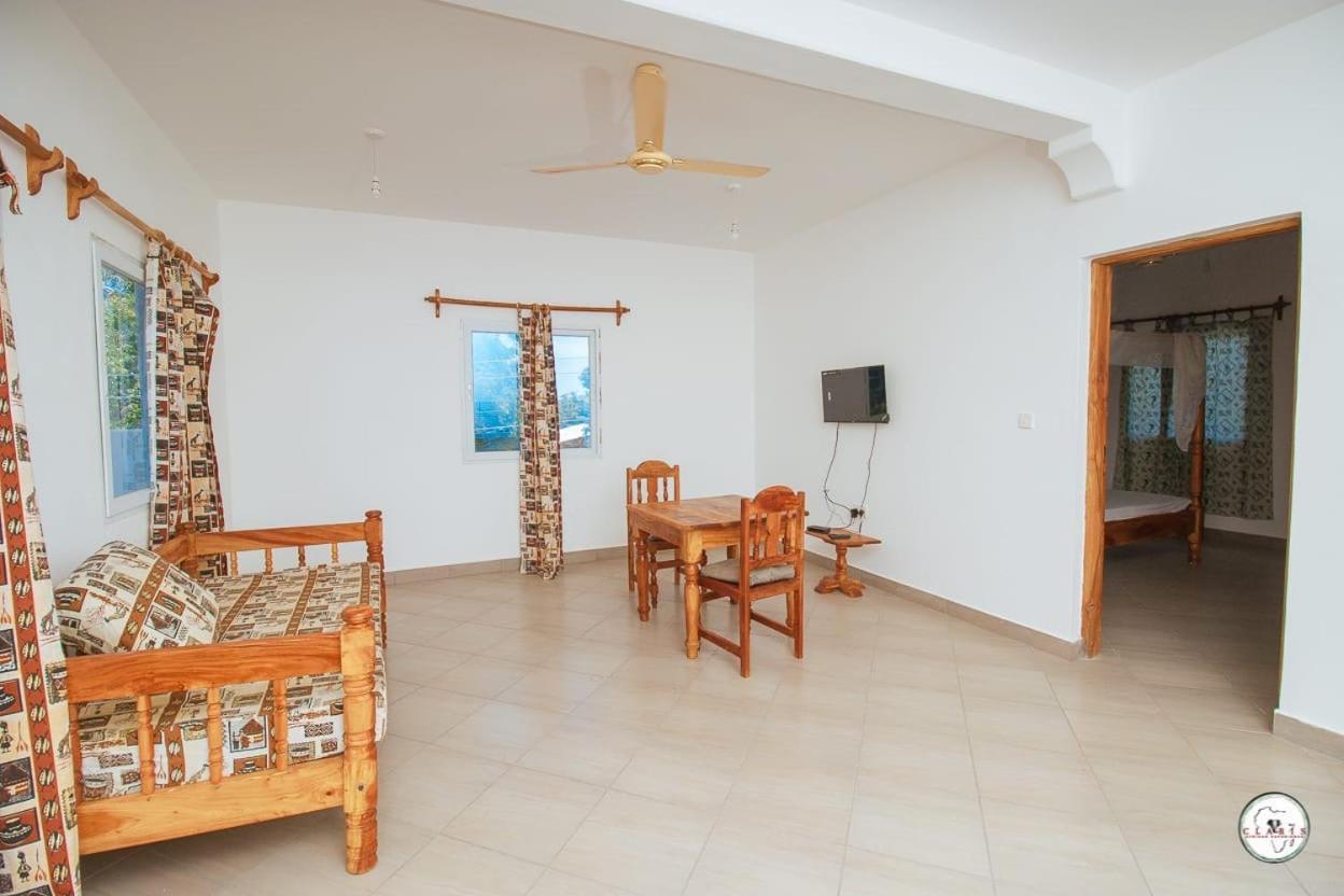 Villa Diamond Luxury House à Watamu Extérieur photo
